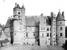 Hôtel Ou Palais Jacques-coeur  Bourges