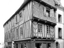 Maison dite de Vannes et sa femme