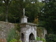 Statue Dite Vénus De Quinipily  Baud