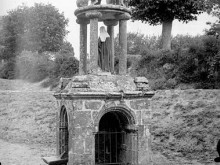Fontaine Sainte-anne  Le Guerno