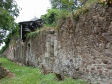 Tannerie Lebreton, puis Delaunay, puis Lenouvel, puis Rouault, puis Société des cuirs et peaux de l'Ouest, actuellement maison