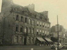 Groupe De Deux Maisons Identiques  Paimpol
