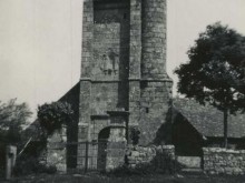 Eglise Sainte-geneviève De Guénézan  Bégard
