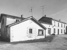 Ferme ; Laiterie Et Fromagerie Industrielles Juillon  Chepniers