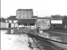 Moulin à Blé ; Puis Minoterie Chevalier  Chenac-saint-seurin-d'uzet