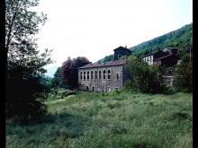 Filature (filature De Soie) Dite Filature Perrier  Cros