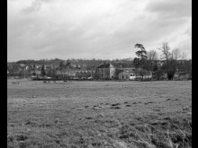 Moulin à Papier, Puis Filature De Laine, Actuellement Usine De Construction Mécanique  Glos