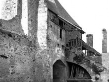 Vestiges de l'enceinte fortifiée