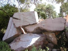Trois anciennes carrières de marbre : carrière du Roi, carrière de marbre gris et carrière du roc de Buffens