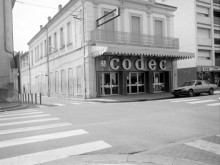 Magasin De Commerce  Cavaillon