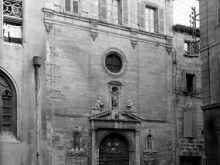 Ancienne église Notre-dame La Principale Dite Aussi Ancienne Chapelle Des Pénitents Blancs  Avignon