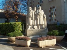 Monument Aux Morts De La Caserne Vaillant  Dijon