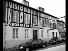 Moulin à Blé Jean-baptiste Et Benjamin Bénard, Puis Pierre Benent, Actuellement Entrepôt Commercial  Darnétal