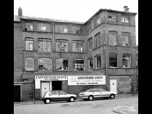 tissage de laine Théophile Fréret, actuellement immeuble à appartements et magasin de commerce