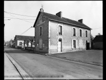 Mairie, école Primaire  Douadic