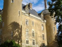 Château Et Ses Dépendances  Saint-chartier