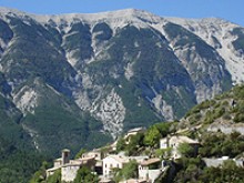Le Village De Brantes 
