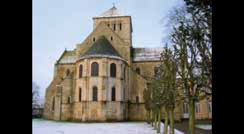 Abbaye sainte-trinité Lessay tourisme