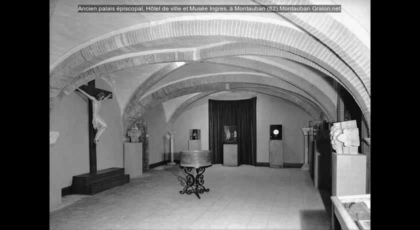 Ancien palais épiscopal, Hôtel de ville et Musée Ingres, à Montauban (82)