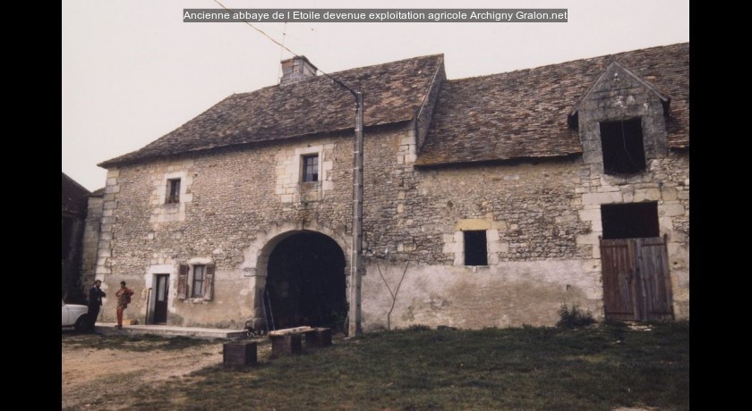 Ancienne abbaye de l'Etoile devenue exploitation agricole