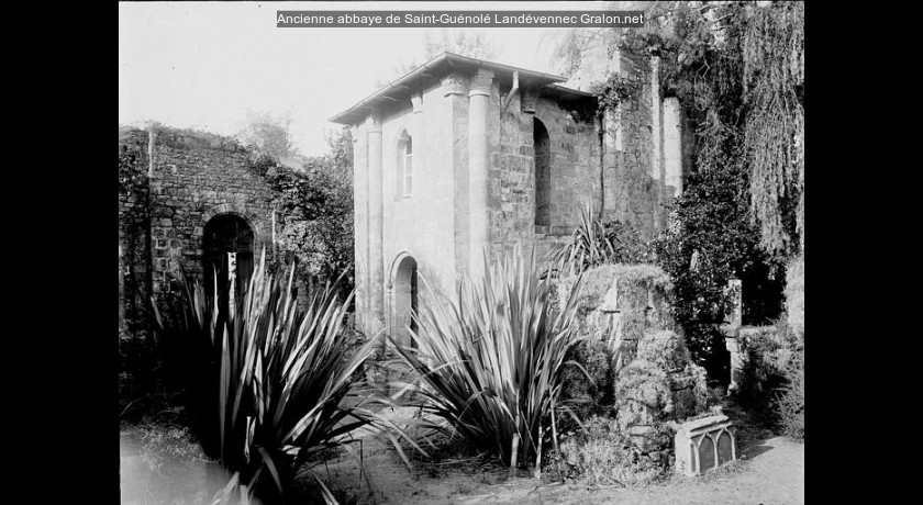 Ancienne abbaye de saintguénolé Landévennec tourisme