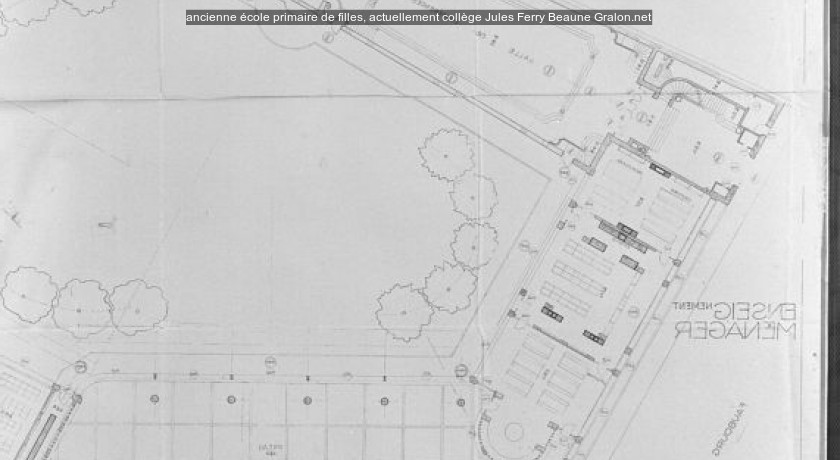 ancienne école primaire de filles, actuellement collège Jules Ferry