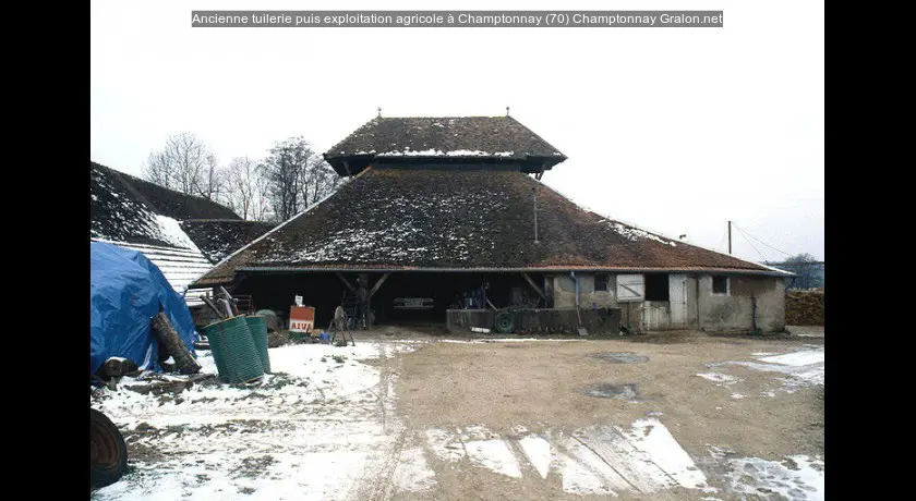Ancienne tuilerie puis exploitation agricole à Champtonnay (70)