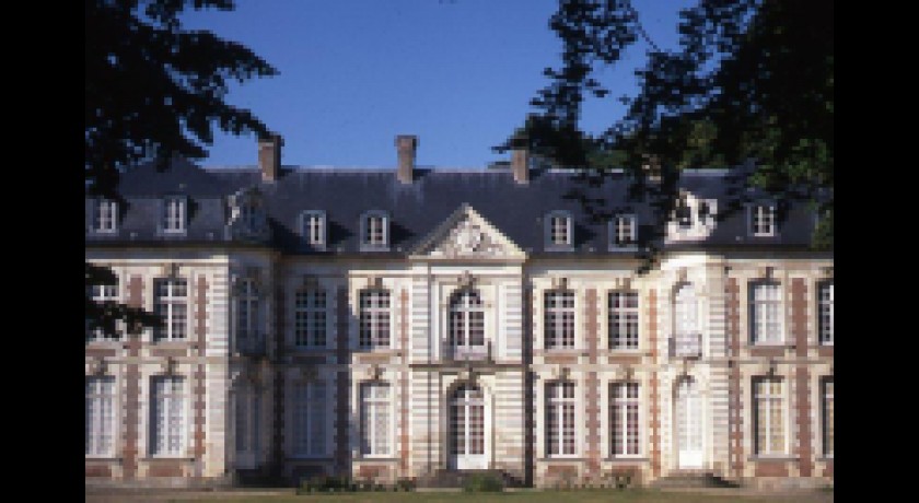 CHATEAU DE DROMESNIL