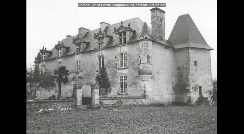 Château de la garde Salignacsurcharente tourisme