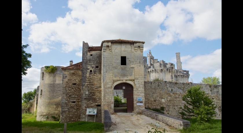 Château de mareuil Mareuil tourisme Site / monument