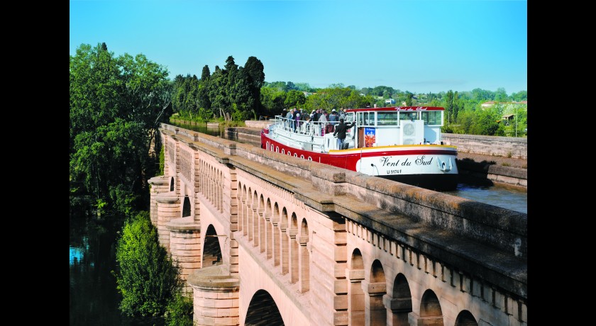 Croisières sur le Canal du Midi à Béziers // Les Bateaux du Midi