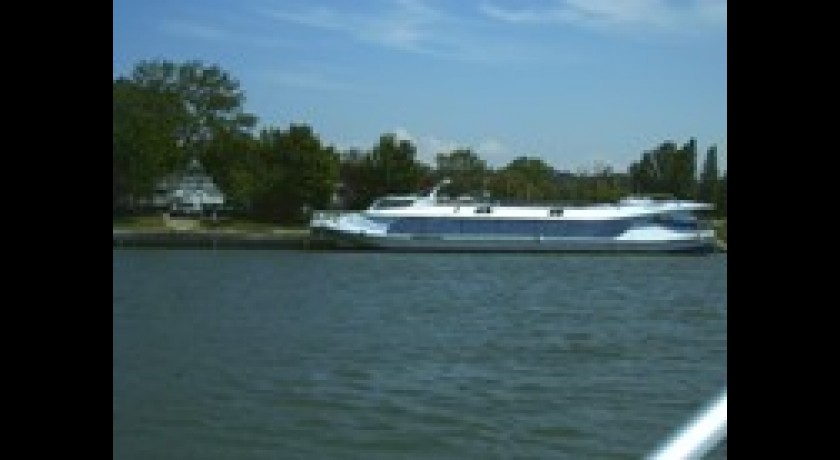 Croisières sur le Rhône au départ de Valence vers Tournon