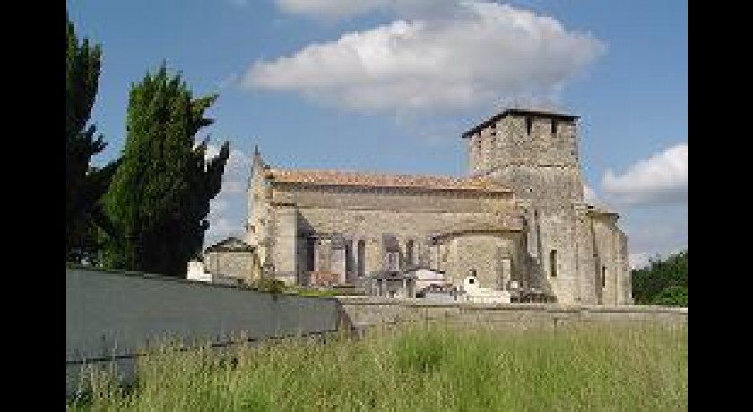 Eglise Saint-Martin de Saint-Martin-de-Laye
