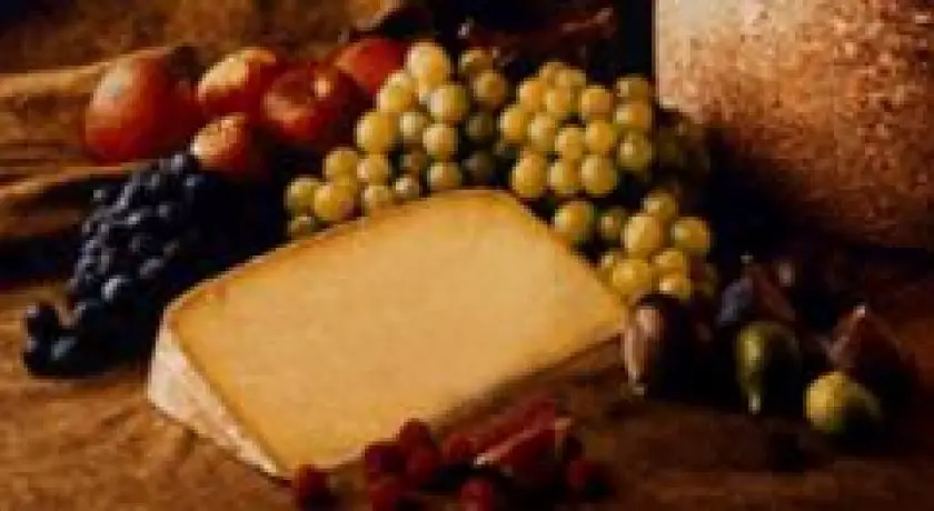 Fabrication de fromages, charcuterie à l'ancienne