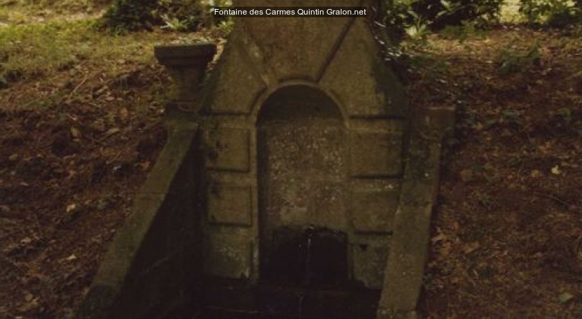 Fontaine des carmes Quintin tourisme