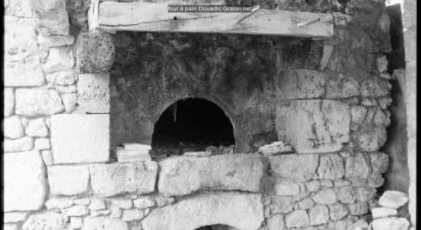 four à pain
