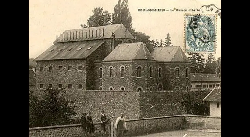 L'ancienne prison, puis bibliothèque municipale de Coulommiers (77)