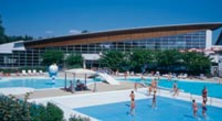 L Archipel Piscine Et Patinoire Castres Tourisme