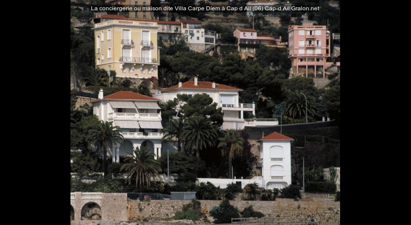 La conciergerie ou maison dite Villa Carpe Diem à Cap d'Ail (06)