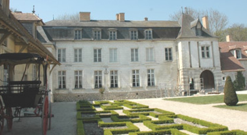 Le Château de Droupt-Saint-Basle et musée d'art populaire