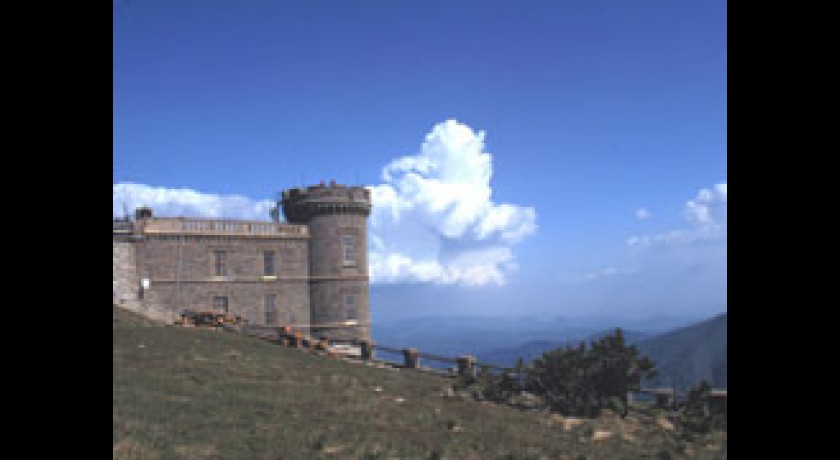 Le mont Aigoual et l’observatoire Météo France