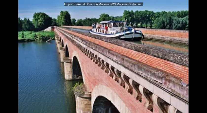 Le pont canal du Cacor à Moissac (82)