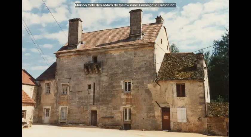 Maison forte des abbés de Saint-Seine