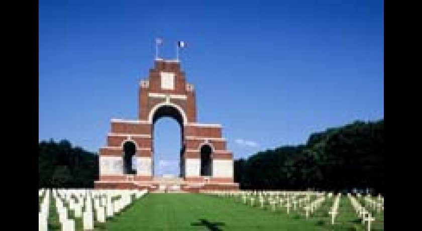 MEMORIAL FRANCO-BRITANNIQUE