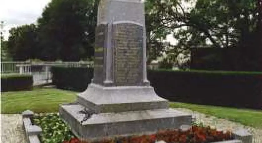Monument aux morts de la guerre 1914-1918 à Bazancourt (51)