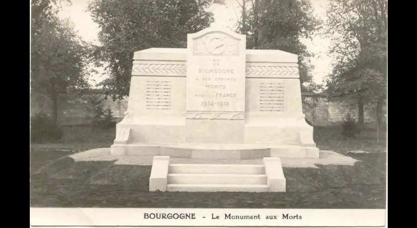 Monument aux morts de la guerre 1914-1918 à Bourgogne (51)