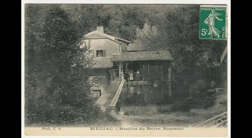 Moulin à blé, puis minoterie dite moulin de Repassate à Bieujac (33)