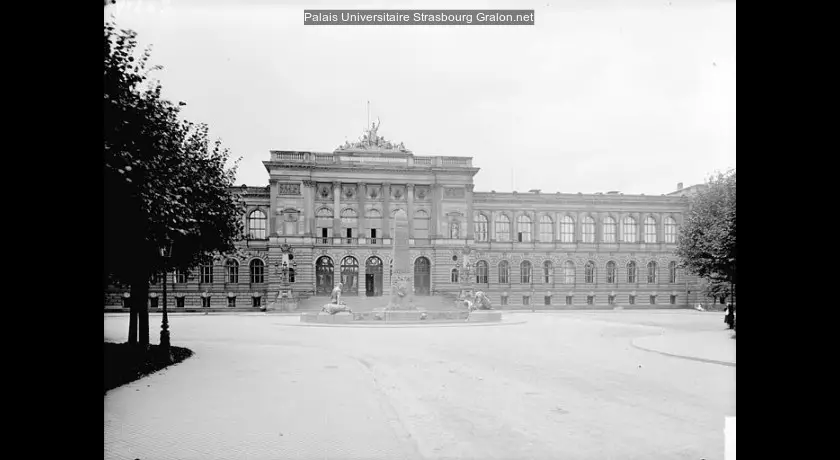 Palais Universitaire