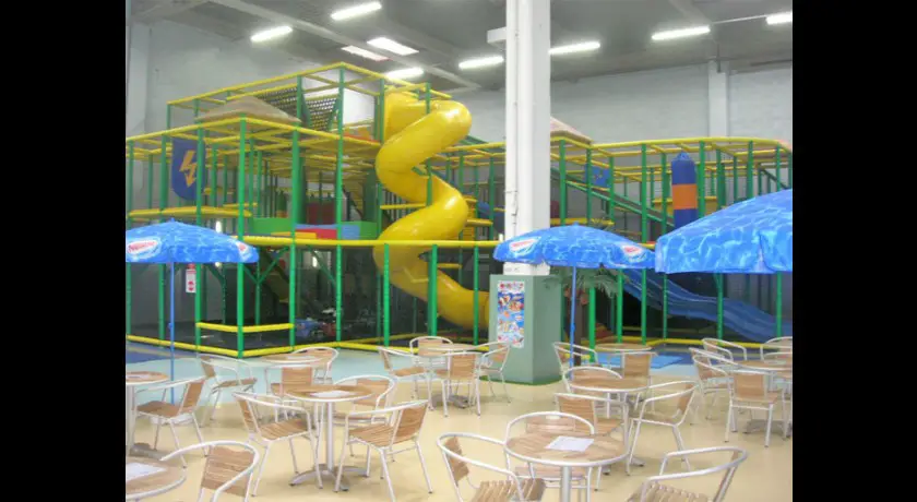 Parc de loisirs et d'activités couverts pour les enfants à Osny, Val d'Oise (95)