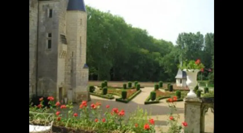 Parc du château de Courtanvaux